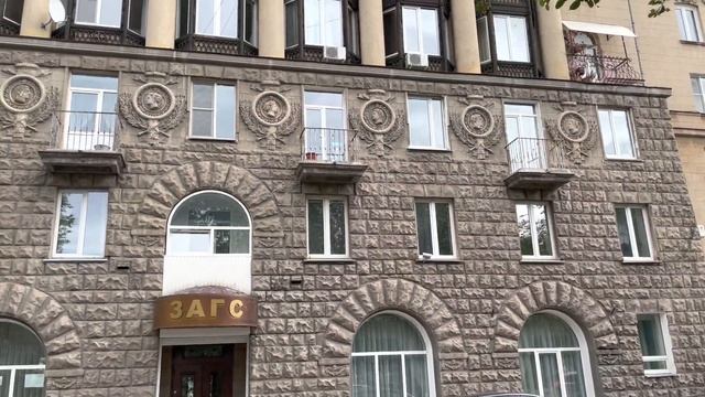ПРОКОЛОЛИ УШИ | СТУДЕНЧЕСКИЕ БАЙКИ | ПОДАРКИ И ДЕНЬ РОЖДЕНИЯ ПРОДОЛЖАЕТСЯ VLOG:14.09.21 смотреть онлайн
