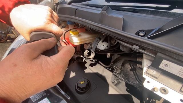 Fiat Ducato 2014 Screen Drain Check. Save your Engine. #autotrail #vanlife смотреть онлайн