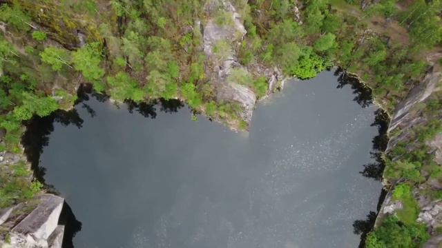 Красоты Урала - Природный парк Бажовские места (Тальков Камень) смотреть онлайн