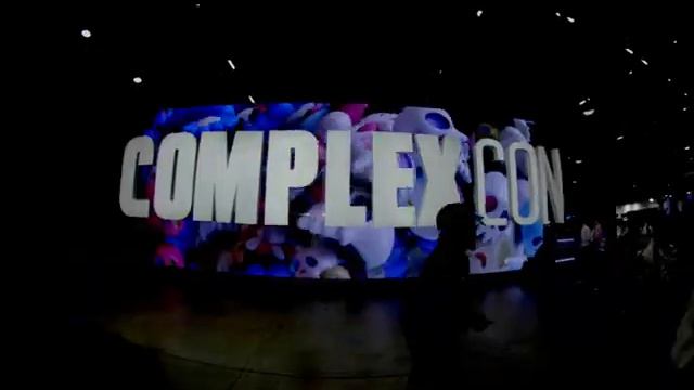GUESS Jeans U.S.A. x Places+Faces Complexcon 2018 смотреть онлайн