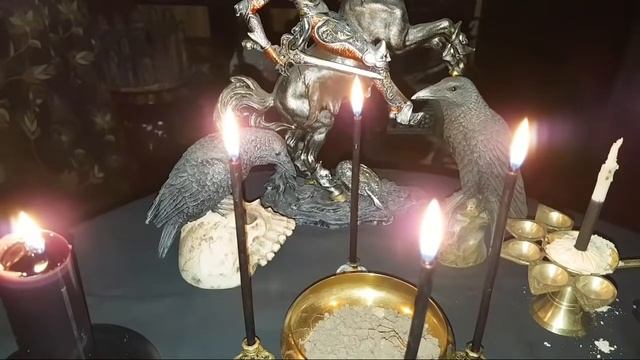 ВЕЛИКАЯ ЗАЩИТА РОДНЫХ МЕРТВЕЦОВ ДЛЯ ВСЕХ ВЕДЬМИНА ИЗБА ИНГА ХОСРОЕВА смотреть онлайн