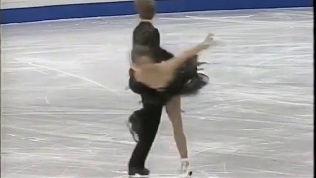 Margarita Drobiazko and Povilas Vanagas. 2000 European Championships. Free Dance смотреть онлайн