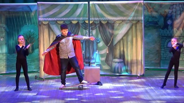 Спектакль "Элли в волшебной стране" на театральном фестивале 17.03.2019 смотреть онлайн