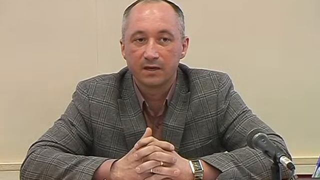 В администрации прошел брифинг генерального директора ООО 'Экосервис' Апрель 2013 год. смотреть онлайн
