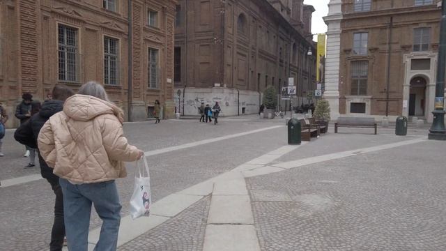 The Elegance of Turin, Italy [4K HDR] смотреть онлайн