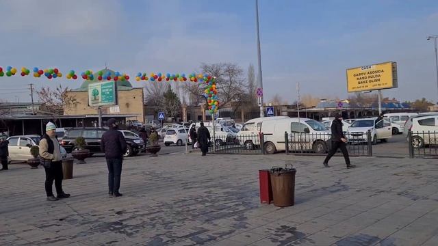 Как в Ташкенте наряжают Рынки на Новый год. Новый год детский праздник, даже взрослые радуются! смотреть онлайн