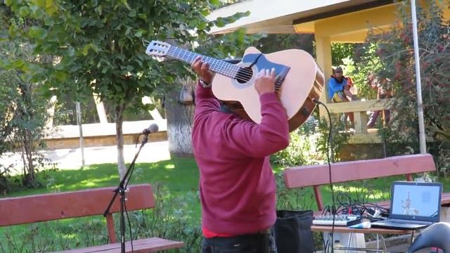 Guy Shreds in Classical Guitar смотреть онлайн