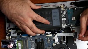 How-to: Installing a battery on a Dell Inspiron 5770 laptop!