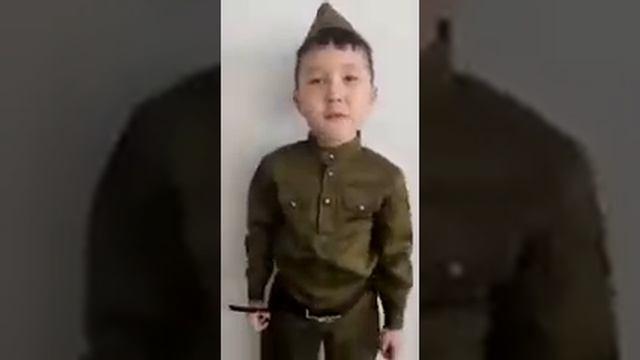 22 04 2021 Буркутбаев Диас 5 лет, читает стихотворение Офицер смотреть онлайн