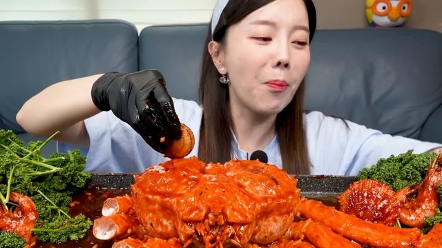 대왕 킹크랩 ? 전복 가리비 해물찜 먹방 (ft. 볶음밥) Giant KING CRAB Seafood Boil shrimp Recipe Mukbang ASMR Ssoyoung смотреть онлайн