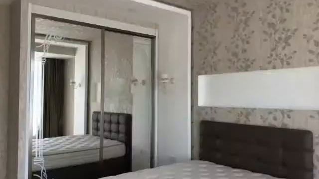 Mirvari Park-da mənzil satılır! смотреть онлайн