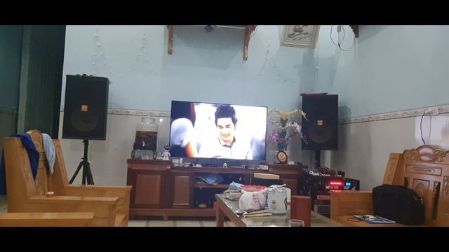 karaoke NGỠ .thu trực tiệp điện thoại từ mixer flow8 смотреть онлайн