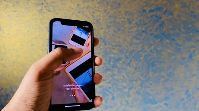 How To Transfer Files To iPhone? | SanDisk iXpand Flash Drive Go Software Features Explained On iOS смотреть онлайн