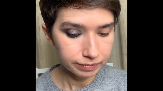 Запись эфира с палеткой Charlotte Tilbury Rock Chik смотреть онлайн