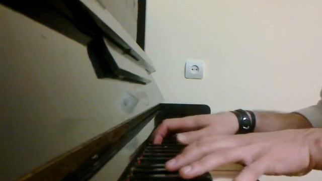 Emin's playing piano смотреть онлайн