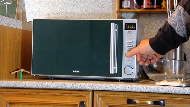 Микроволновка BBK 20MWG-733T. Обзор, инструкция и тестирование смотреть онлайн