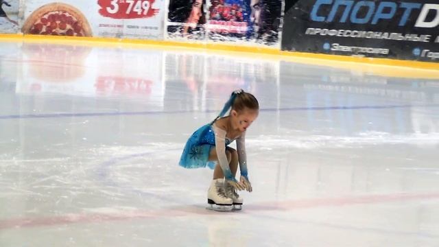 Платье Эльзы для фигурного катания на рост 98-110 от студии Vemci Ice Мария Дзодзуашвили смотреть онлайн