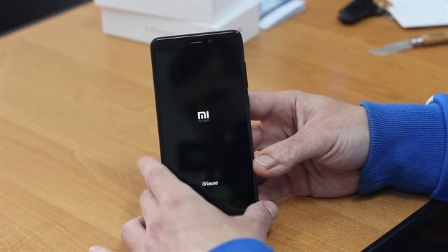 Xiaomi Redmi Note 4 - распаковка достойного смартфона с противоречивыми отзывами. смотреть онлайн