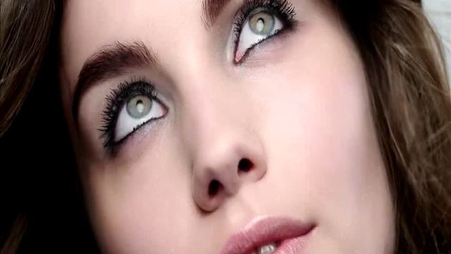 MAX FACTOR MASCARA VIDEO JULIJA STEPONAVICIUTE