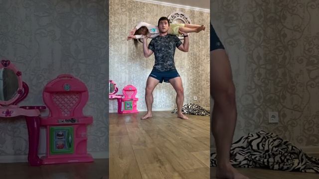 Чем занять детей дома на карантине? У нас есть решение! смотреть онлайн