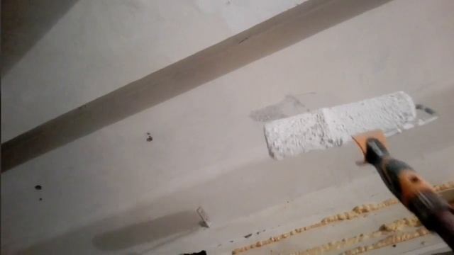 Побелку намотало на валик или почему, ОБЯЗАТЕЛЬНО, нужно счищать побелку! смотреть онлайн