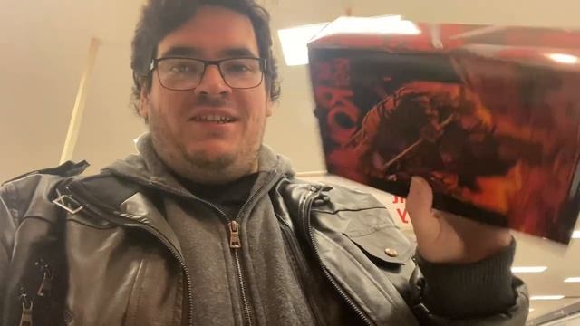 Unexpected Epic Finds At Target! New NECA Last Ronin/Power Rangers Dragonzord & More! смотреть онлайн