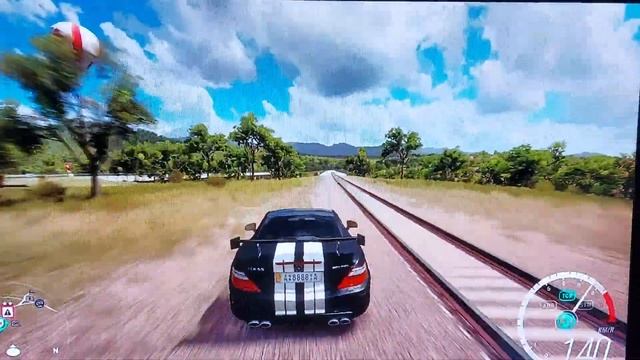Мерседес на скорости 300км! Forza horizon 3! смотреть онлайн