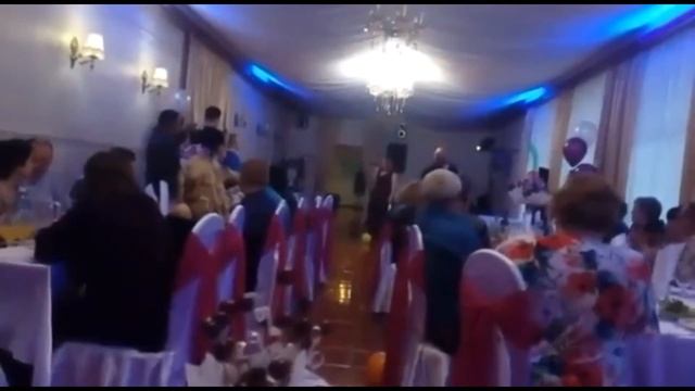 Подарок маме на 50-тилетний юбилей. смотреть онлайн