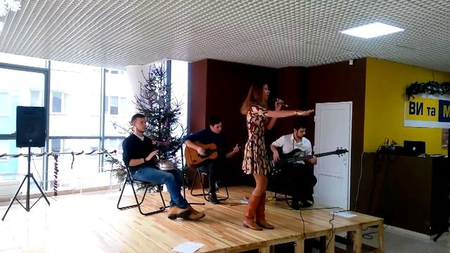 Гурт "Троє Зайвих" - Небо (Один в каноє cover) смотреть онлайн