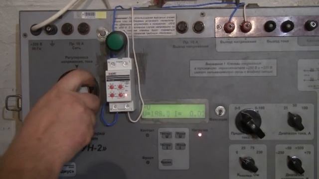 Реле напряжения EKF PROxima RV-32A сквозное подключение на DIN-рейку смотреть онлайн