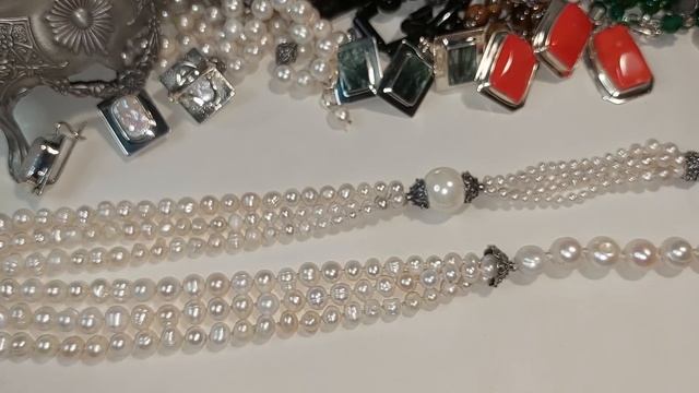 20. Серебряные комплекты, бусы, колье, кольца??? смотреть онлайн