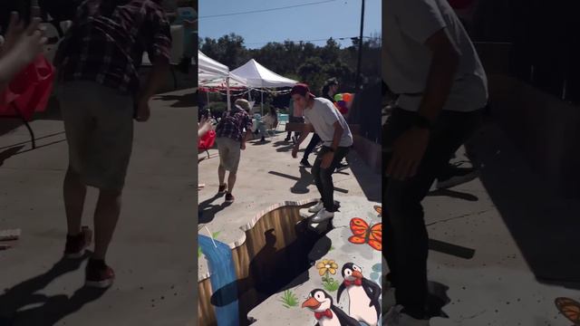 Всегда надо смотреть куда наступаешь! смотреть онлайн