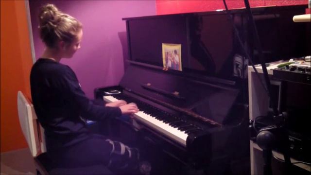 The heart asks pleasure first (Michael Nyman) - Chloé смотреть онлайн