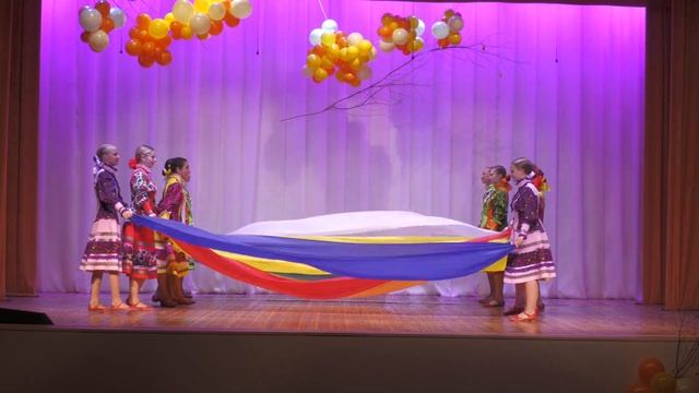 Хореографический коллектив "Ассорти dance", р.п.Куйтун 2023г смотреть онлайн