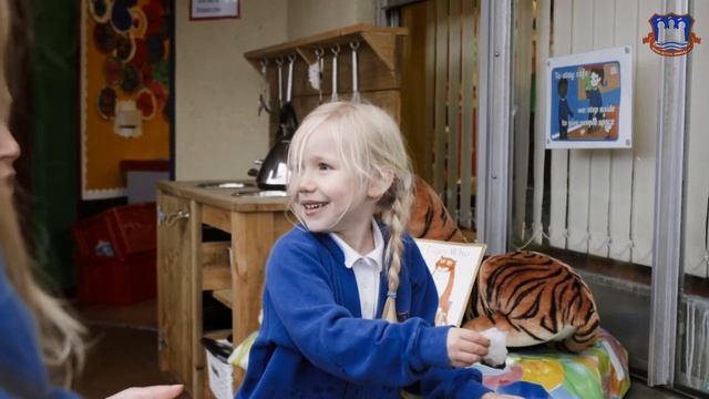 Enniskillen Model Primary School смотреть онлайн