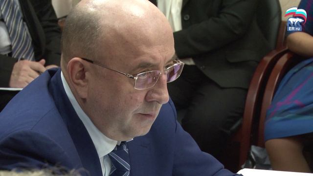 Плигин: Депутатов, которые не предоставляют в срок декларации о доходах, необходимо лишать мандатов