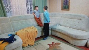 ДЕЛАЕМ КРУТЫЕ ТРЮКИ С БРАТОМ