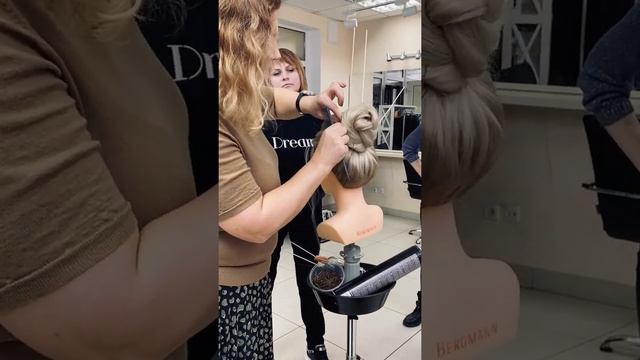 Демонстрация от Елены Войновой на курсе "ЭКСПРЕСС ПРИЧЁСКИ" смотреть онлайн