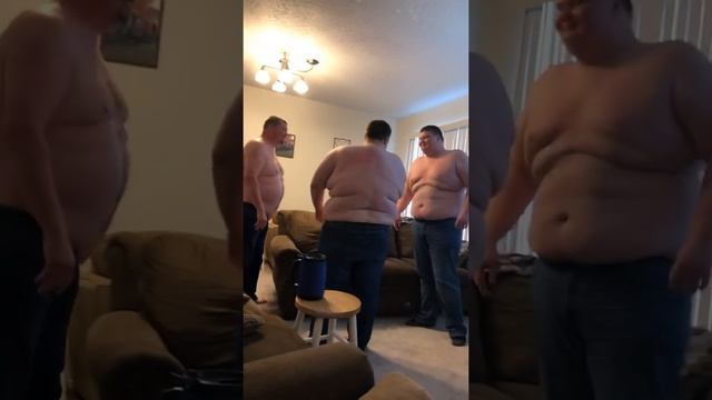 Three Big Fat Guys play handprint challenge смотреть онлайн