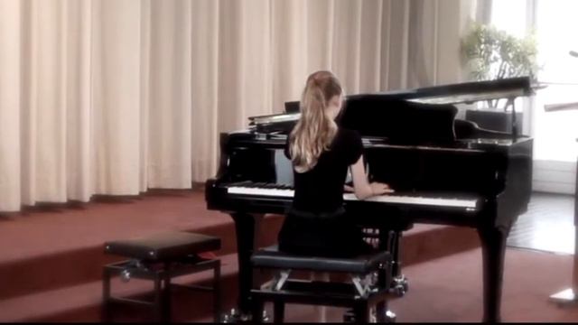 River flows in you - Piano - Yiruma смотреть онлайн