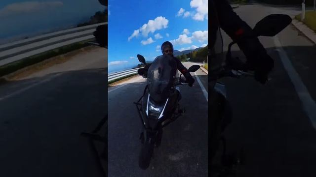 オートバイに乗る #voge #valico500ds #valicosway #pov #palermo смотреть онлайн