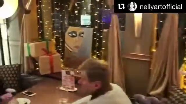 Выставка картин от Виола МаркА в ресторане Персона Грата.Ялта 2016. смотреть онлайн