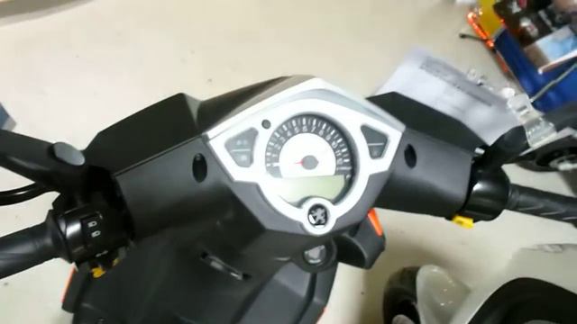 Peugeot Speedfight 3 ''Darkside'' 2012 Scooter Roller * see Playlist смотреть онлайн