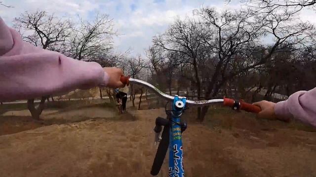 ВОРВАЛСЯ в ШКОЛУ на ВЕЛИКЕ ! смотреть онлайн