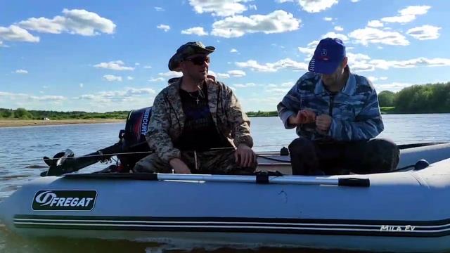 25.06.2022. Река Юг. Копаем миногу, ловим головля. Чёрный берег. Подосиновский район. смотреть онлайн