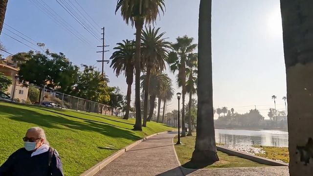 Echo Park Lake Walking Tour (Los Angeles) - [Immersive Sound - 4K/60fps] смотреть онлайн