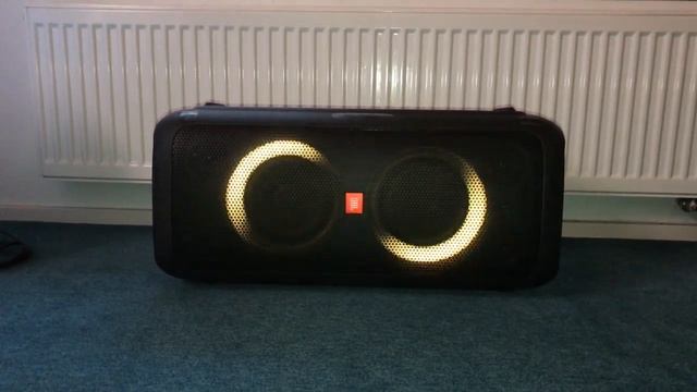 JBL Partybox 300 - PASHA ES Bass Test! смотреть онлайн