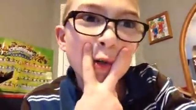 Circle vs squares , gold vs iron смотреть онлайн