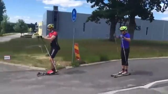 лыжи на асфальте смотреть онлайн