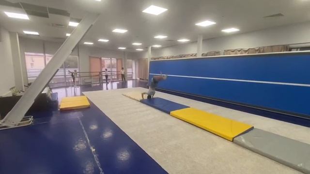 связка вперёд. Фаза полёта, подъём разгибом с головы, подъём разгибом в упор лёжа